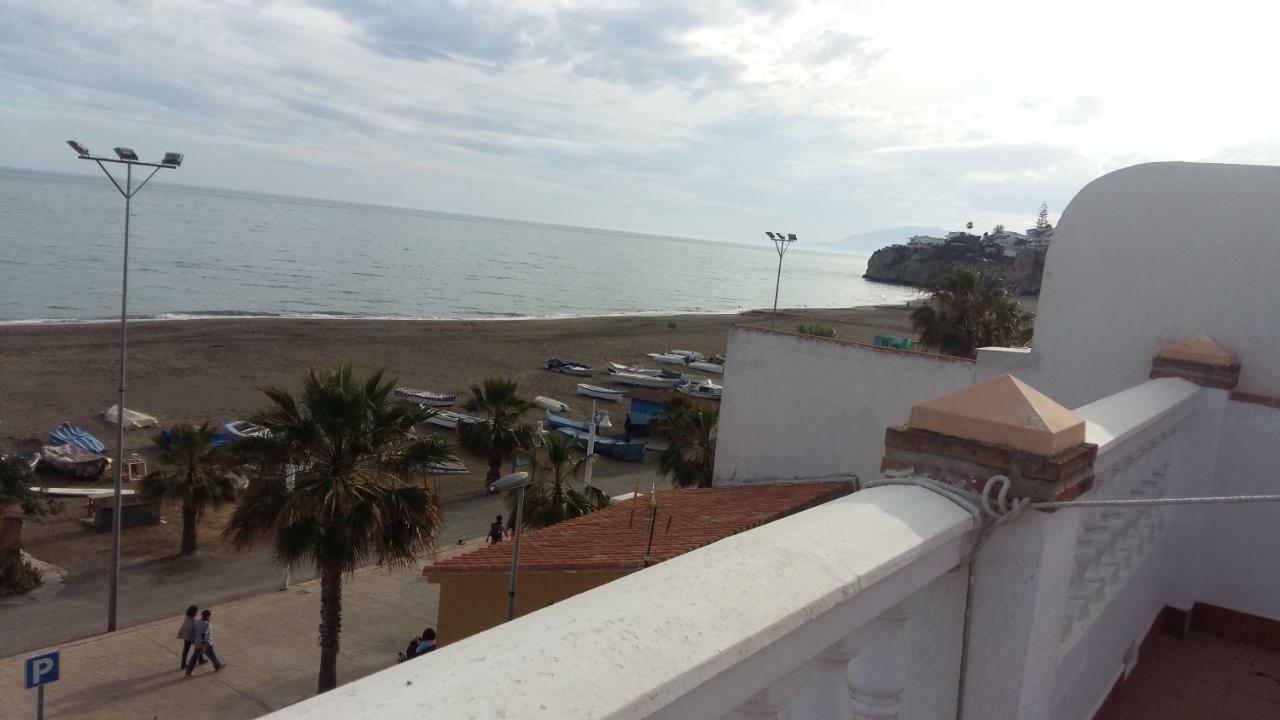 マラガAtico En Rincon De La Victoria En La Costa Del Solアパートメント エクステリア 写真